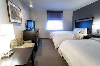 Iowa House Hotel Iowa City Eksteriør bilde
